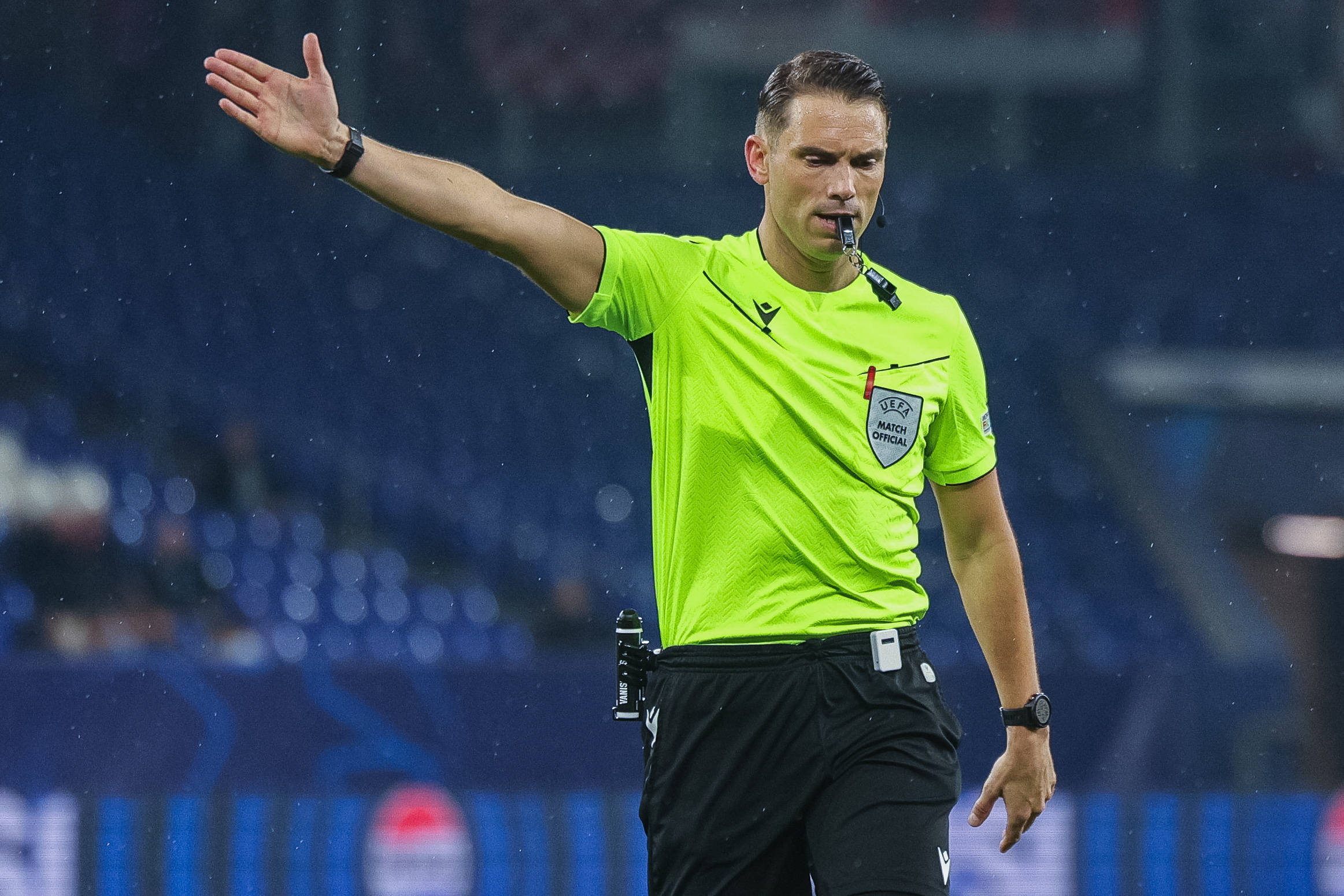 包含加时末段密尔沃基雄鹿再遭质疑——欧超杯节点到来；目标明确；球队文化再被提及的词条-9体育